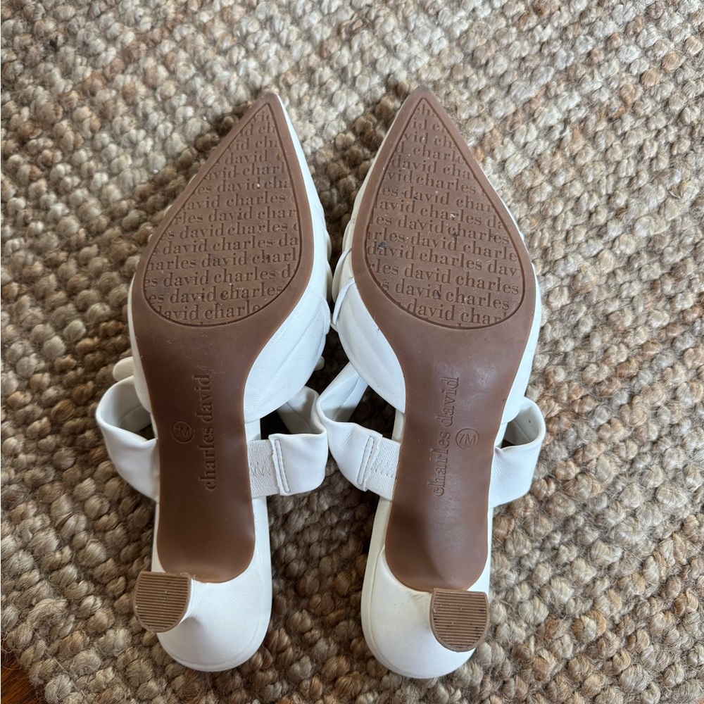 Charles David White Pointed Kitten Heels - Picture 4 of 5